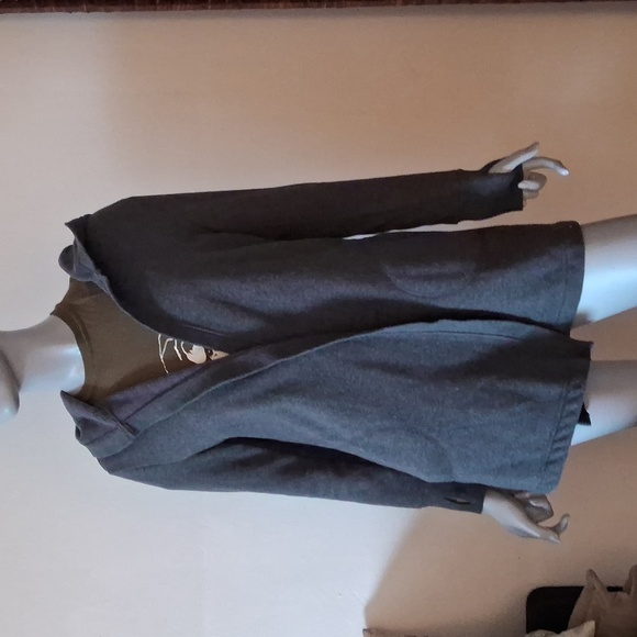 🌟 3/$30 .Comfy Hoody with Fleece Interior. - Picture 1 of 5